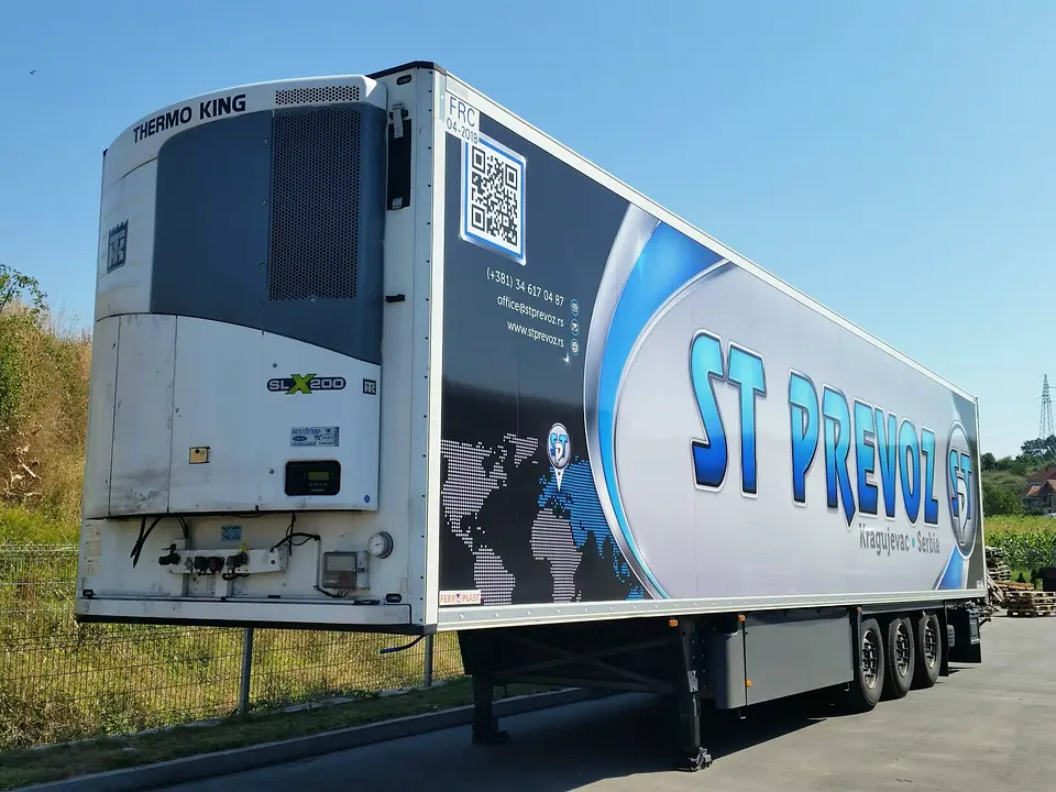 Poluprikolica hladnjača ST PREVOZ sa rashladnim agregatom Thermo King